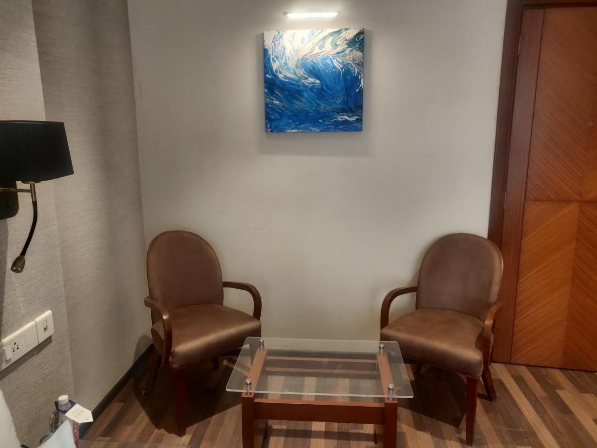 Adiva Residency Beacon, Grant Road, Mumbai Ξενοδοχείο Εξωτερικό φωτογραφία